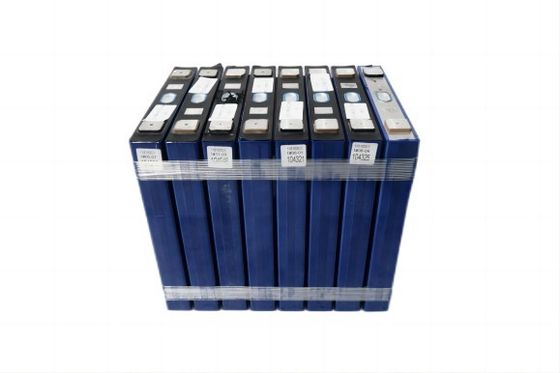 Imprägniern Sie keine Lithium-Eisen-Phosphatbatterie der Gedächtnis-Effekt-hohen Leistung 3.2V 202AH, die in BMS For Measuring Equipment errichtet wird