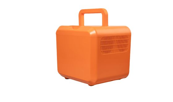 CE zugelassener 1500W Wechselstrom-Ausgang Pure Sine Wave Portable Power Generator mit LCD für Auto Sprung Starter / RV Camping